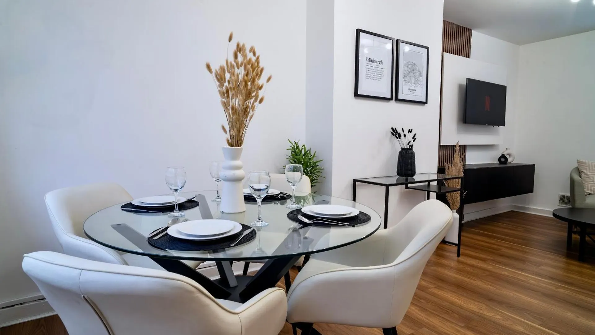 بيت للعطل Modern 2 Bedroom Home In Edinburgh Free Parking