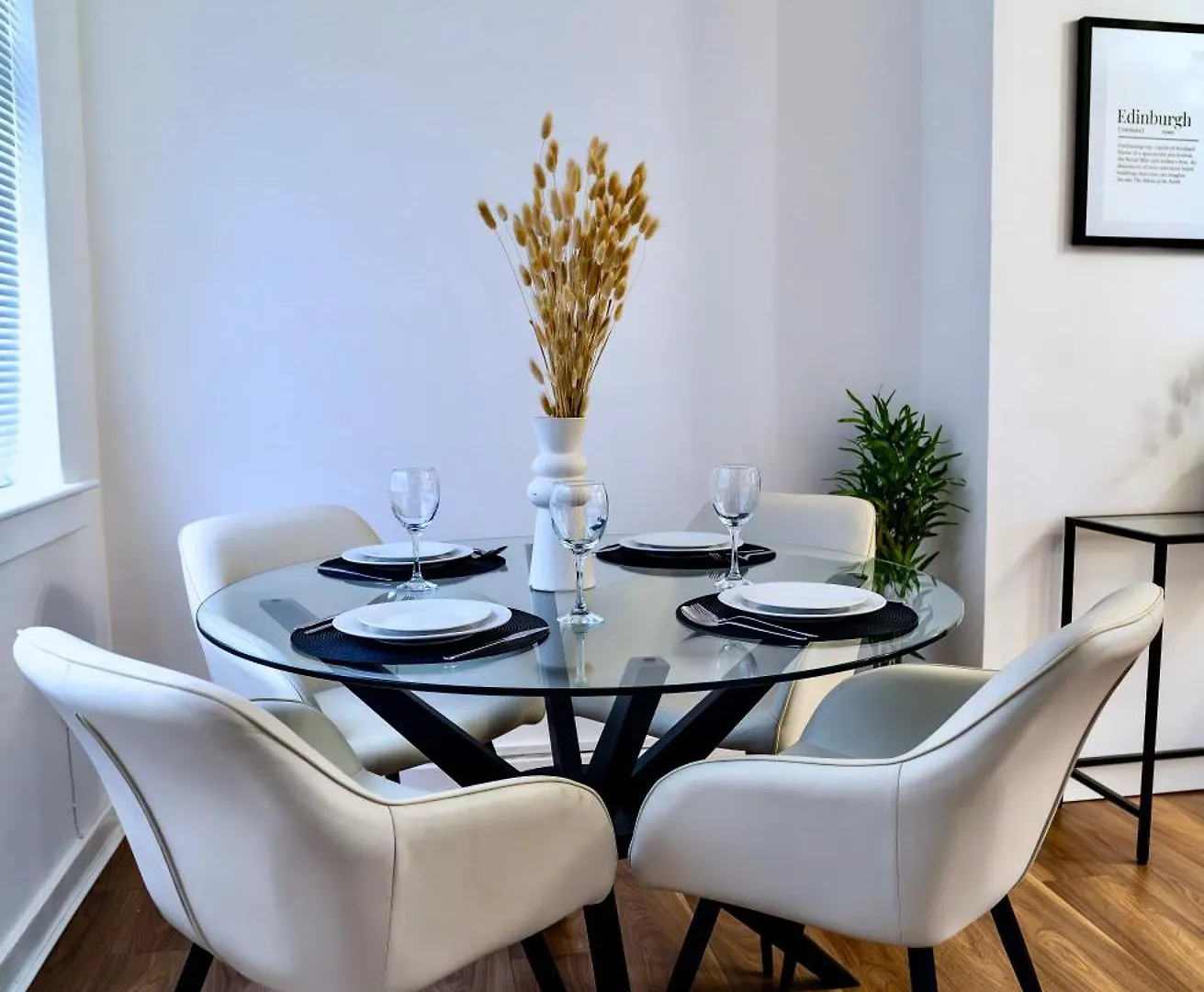 بيت للعطل Modern 2 Bedroom Home In Edinburgh Free Parking