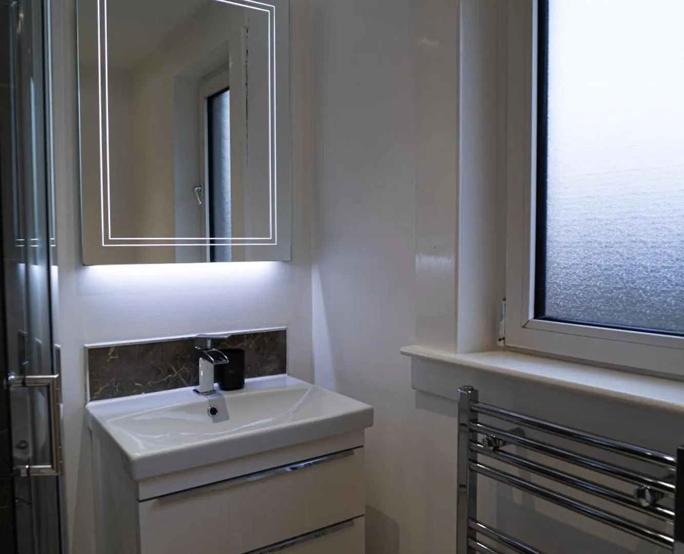 Modern 2 Bedroom Home In Edinburgh Free Parking 0*,  المملكة المتحدة