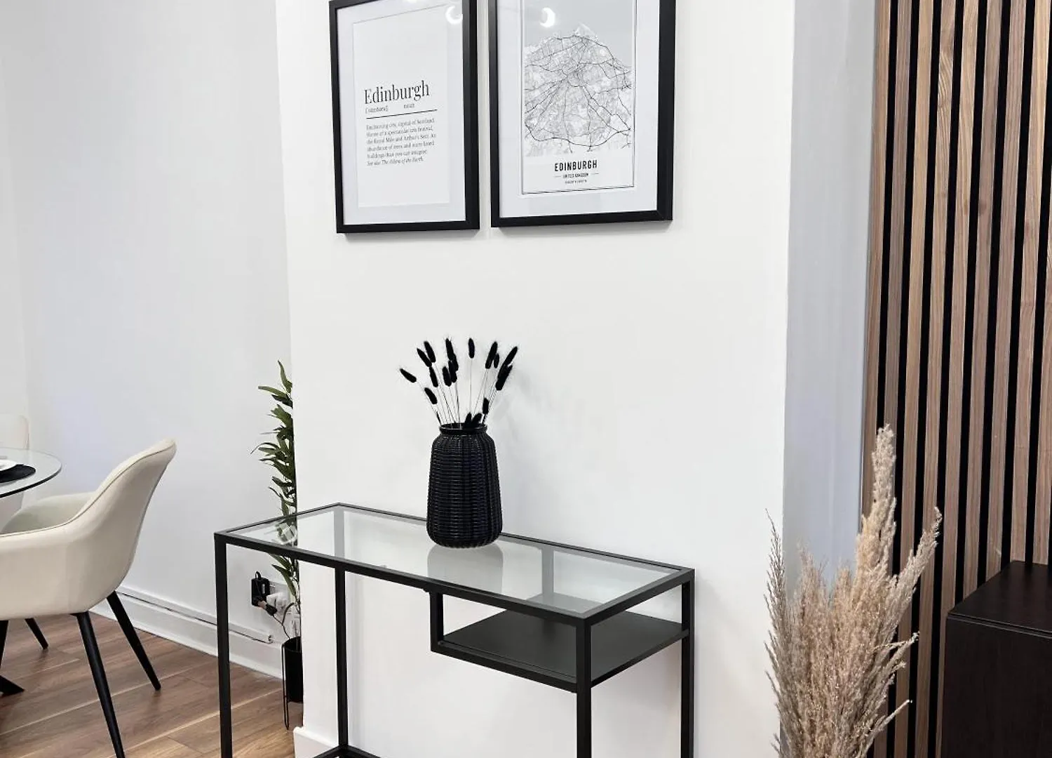 Modern 2 Bedroom Home In Edinburgh Free Parking بيت للعطل